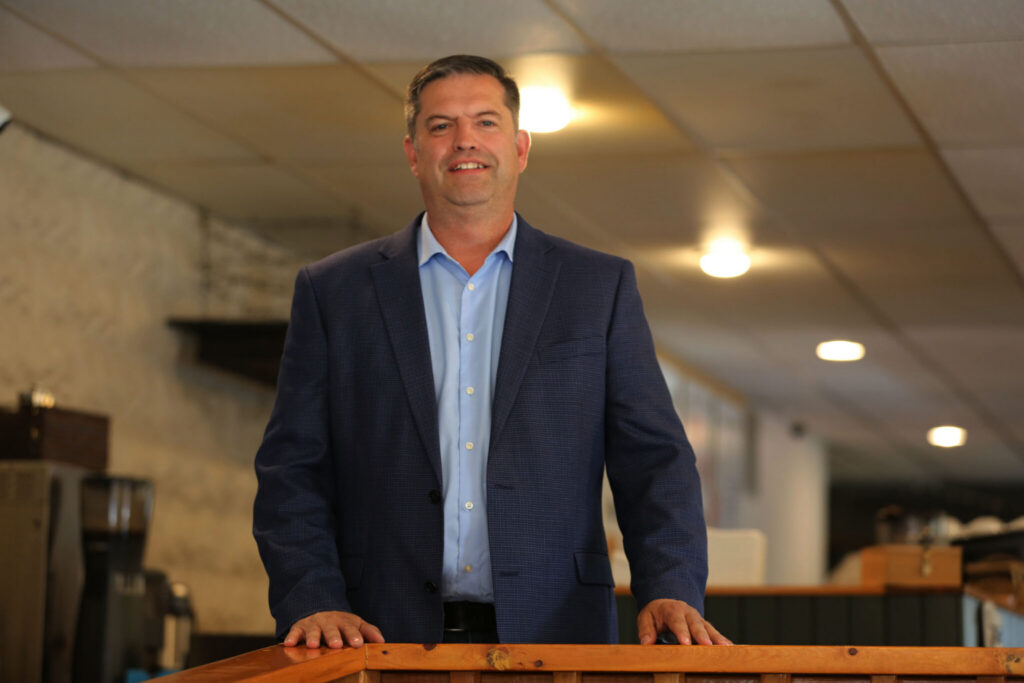KWAT’s Conversation with Democrat Governor Candidate Dan Ahlers (Audio)